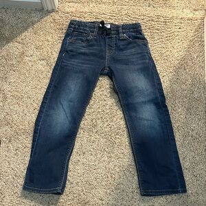 Boys pull on blue jeans. 8 regular. Never worn no tags